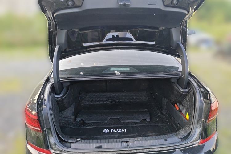 Used Volkswagen Passat 2023 330TSI Starry Elite Edition Trunk