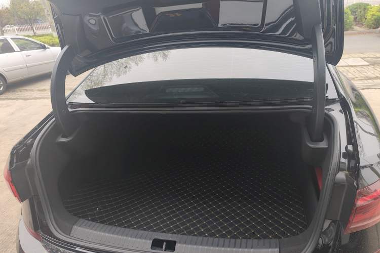 Used Volkswagen Passat 2023 Revised 330TSI Starry Elite Edition Trunk