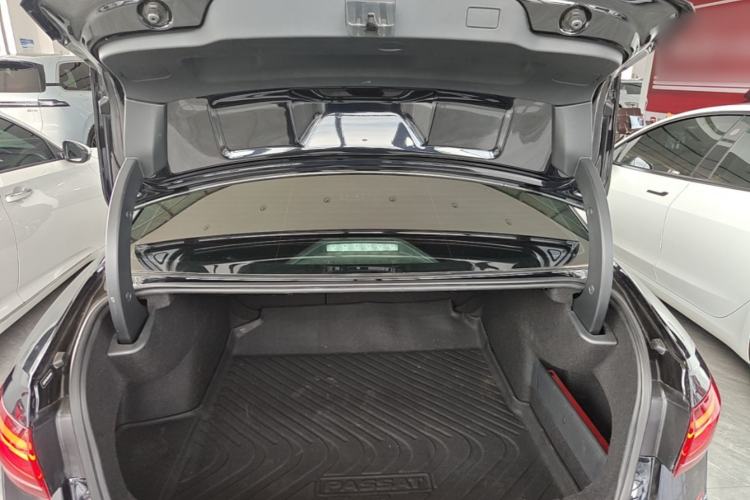 Used Volkswagen Passat 2023 330TSI Elite Edition Trunk