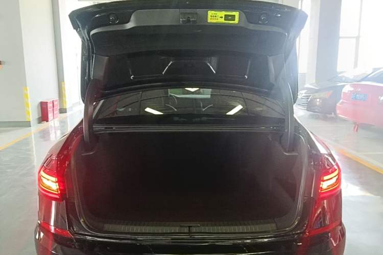 Used Volkswagen Passat 2023 330TSI Starry Luxury Edition Trunk
