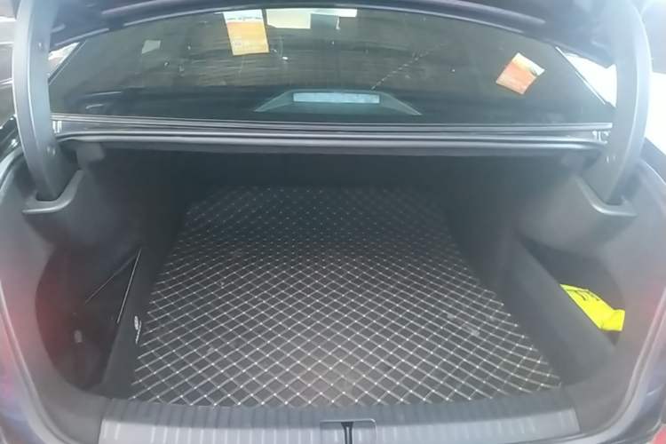 Used Volkswagen Passat 2023 Facelift 330TSI Luxury Edition Trunk