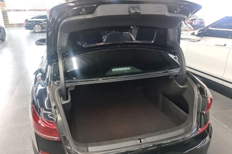 Used Volkswagen Passat 2023 Revised 330TSI Starry Elite Edition Trunk