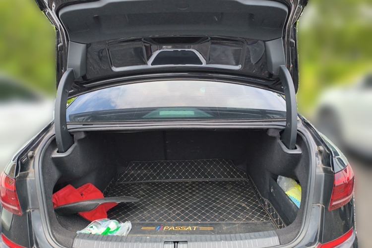 Used Volkswagen Passat 2023 330TSI Starry Elite Edition Trunk