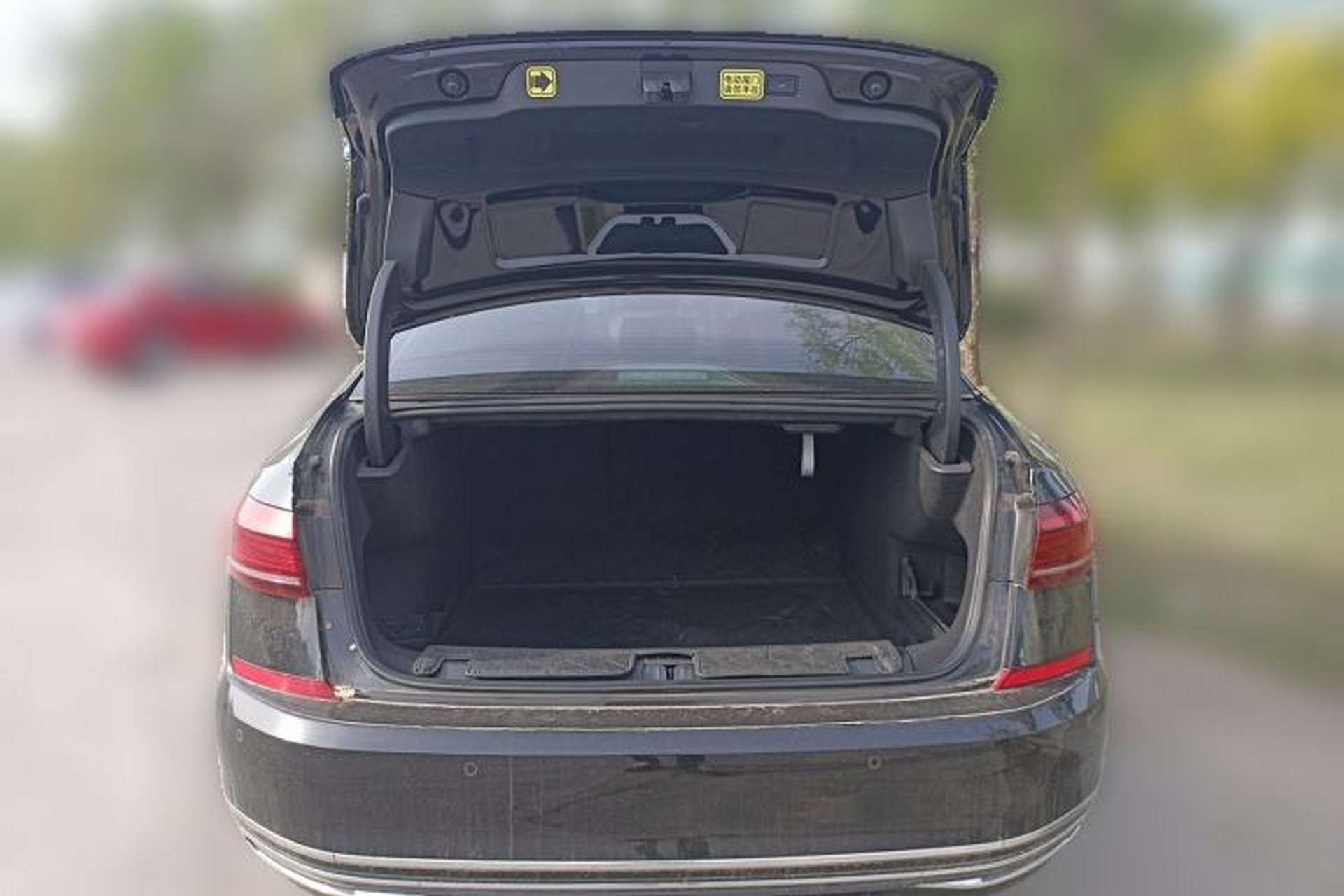 Used Volkswagen Passat 2023 330TSI Elite Edition Trunk