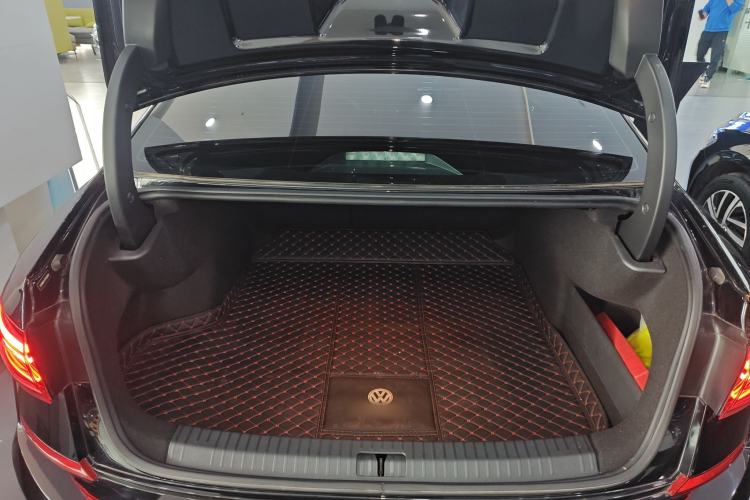 Used Volkswagen Passat 2023 Revised 330TSI Starry Elite Edition Trunk