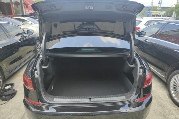 Used Volkswagen Passat 2023 Restyled 330TSI Starry Luxury Edition Trunk
