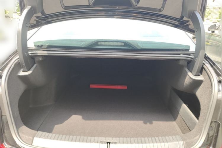 Used Volkswagen Passat 2023 330TSI Luxury Edition Trunk