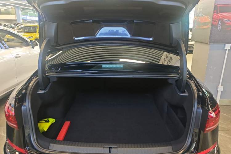 Used Volkswagen Passat 2023 Revised 330TSI Starry Elite Edition Trunk