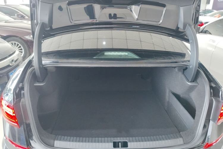 Used Volkswagen Passat 2023 330TSI Starry Elite Edition Trunk