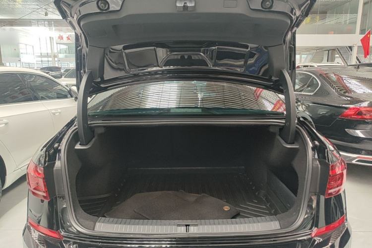 Used Volkswagen Passat 2023 Revised 330TSI Starry Elite Edition Trunk