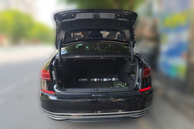 Used Volkswagen Passat 2023 330TSI Elite Edition Trunk