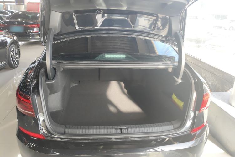 Used Volkswagen Passat 2023 Revised 330TSI Starry Elite Edition Trunk