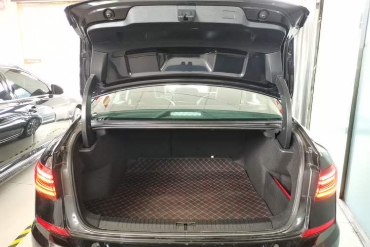 Used Volkswagen Passat 2023 Revised 330TSI Elite Edition Trunk