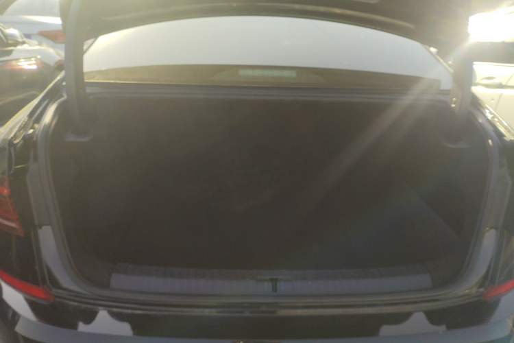 Used Volkswagen Passat 2023 Revised 330TSI Starry Elite Edition Trunk