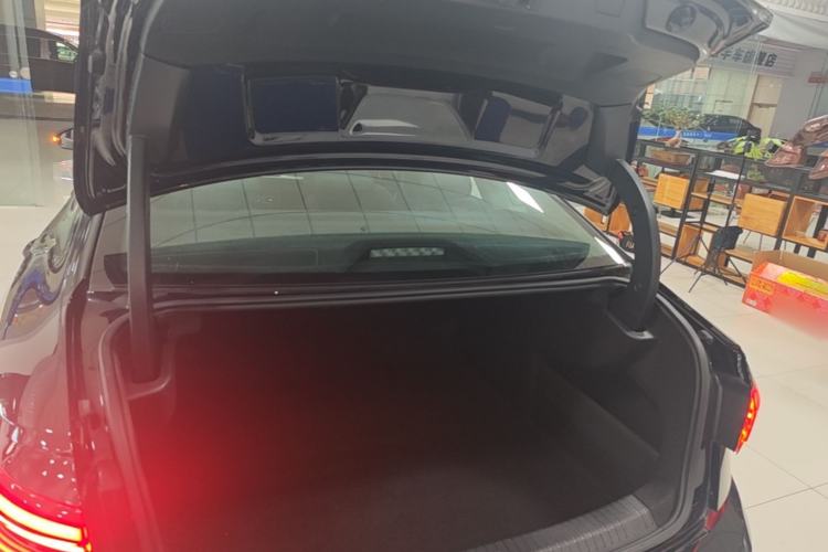 Used Volkswagen Passat 2023 330TSI Starry Elite Edition Trunk