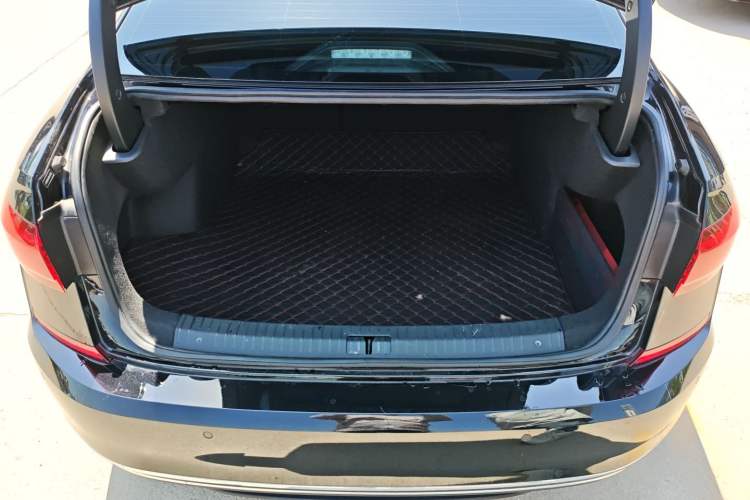 Used Volkswagen Passat 2023 Revised 330TSI Elite Edition Trunk