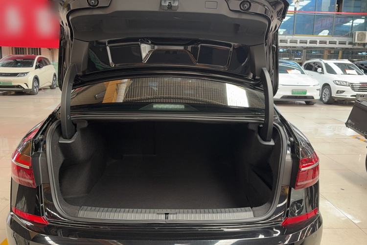 Used Volkswagen Passat 2023 Revised 330TSI Elite Edition Trunk