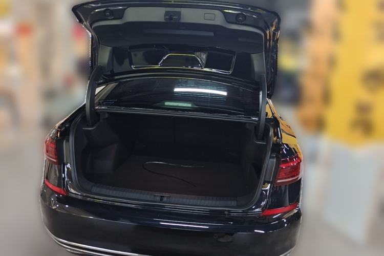 Used Volkswagen Passat 2023 Revised 330TSI Starry Elite Edition Trunk
