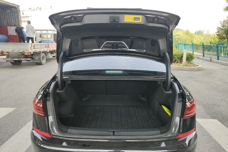 Used Volkswagen Passat 2023 330TSI Starry Luxury Edition Trunk