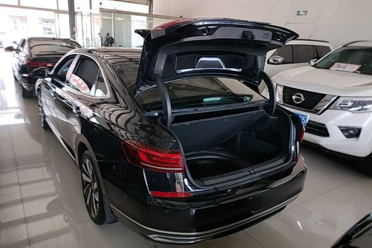 Used Volkswagen Passat 2023 Facelift 330TSI Luxury Edition Trunk
