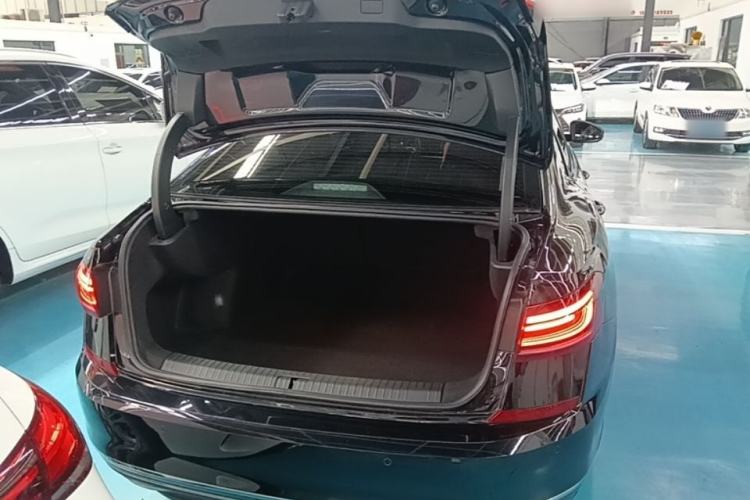 Used Volkswagen Passat 2023 330TSI Starry Elite Edition Trunk