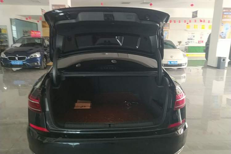 Used Volkswagen Passat 2023 Revised 330TSI Starry Elite Edition Trunk