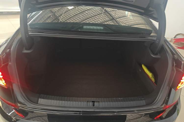 Used Volkswagen Passat 2023 Revised 330TSI Elite Edition Trunk