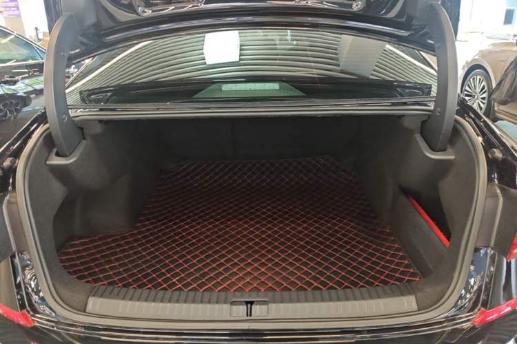 Used Volkswagen Passat 2023 Revised 330TSI Starry Elite Edition Trunk