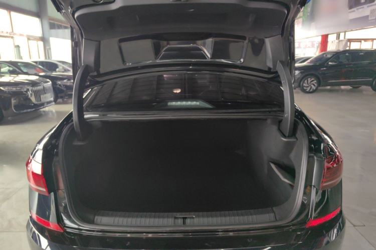 Used Volkswagen Passat 2023 Revised 330TSI Starry Elite Edition Trunk