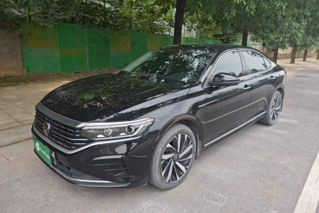 Used Volkswagen Passat 2023 Facelift 330TSI Luxury Edition
