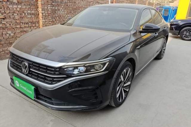 Used Volkswagen Passat 2023 Facelift 330TSI Luxury Edition