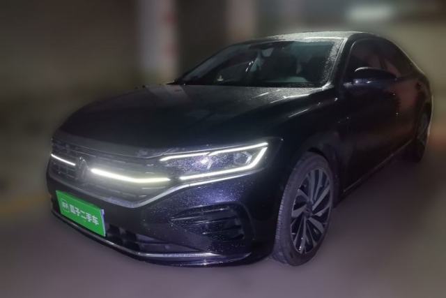 Used Volkswagen Passat 2023 330TSI Luxury Edition