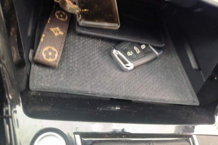 Used Volkswagen Passat 2023 Revised 330TSI Elite Edition Vehicle Key