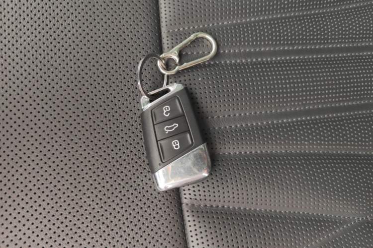 Used Volkswagen Passat 2023 Restyled 330TSI Starry Luxury Edition Vehicle Key