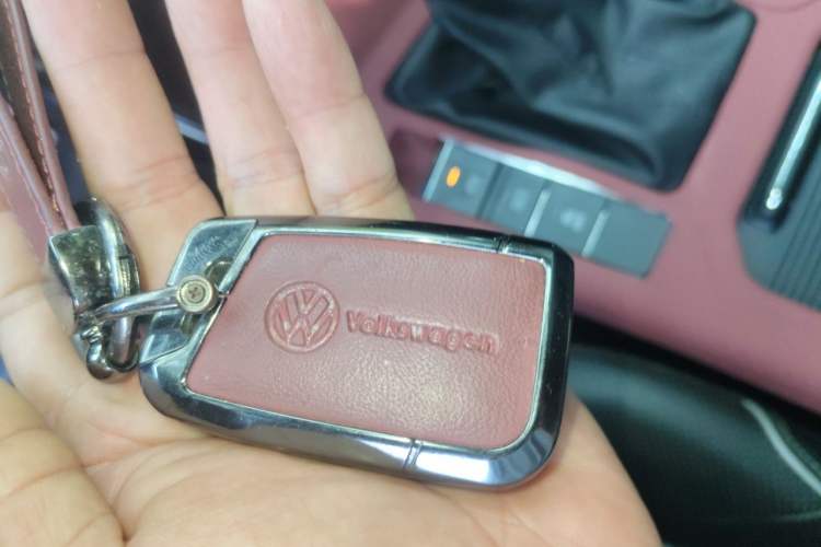 Used Volkswagen Passat 2023 Facelift 330TSI Prestige Edition Vehicle Key