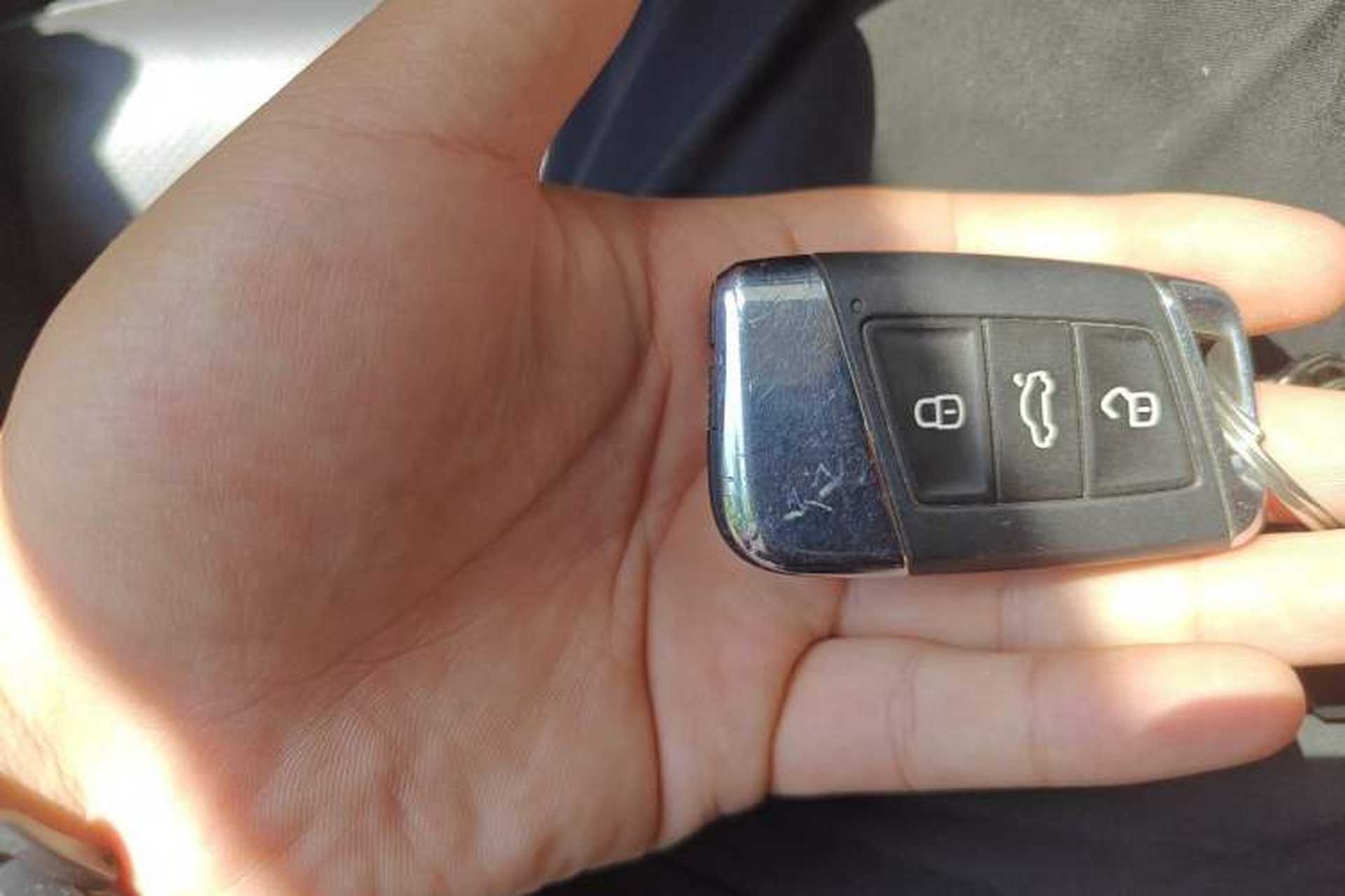 Used Volkswagen Passat 2023 330TSI Luxury Edition Vehicle Key