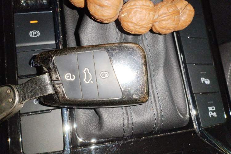 Used Volkswagen Passat 2023 Restyled 330TSI Starry Luxury Edition Vehicle Key