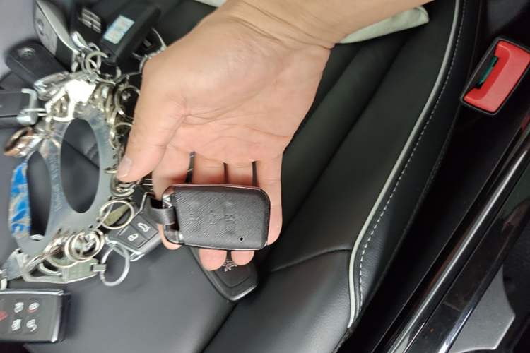 Used Volkswagen Passat 2023 330TSI Elite Edition Vehicle Key
