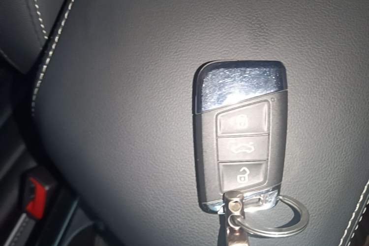 Used Volkswagen Passat 2023 330TSI Starry Elite Edition Vehicle Key