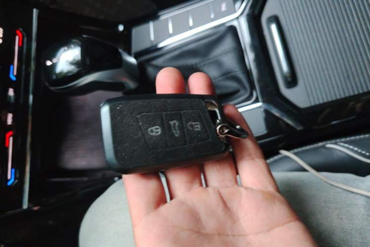 Used Volkswagen Passat 2023 Revised 330TSI Elite Edition Vehicle Key