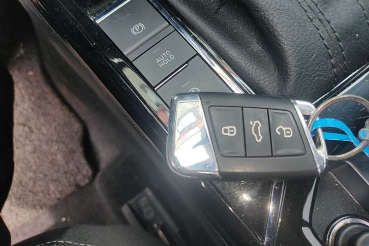 Used Volkswagen Passat 2023 330TSI Starry Luxury Edition Vehicle Key