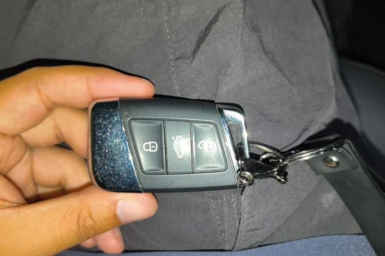 Used Volkswagen Passat 2023 330TSI Starry Luxury Edition Vehicle Key
