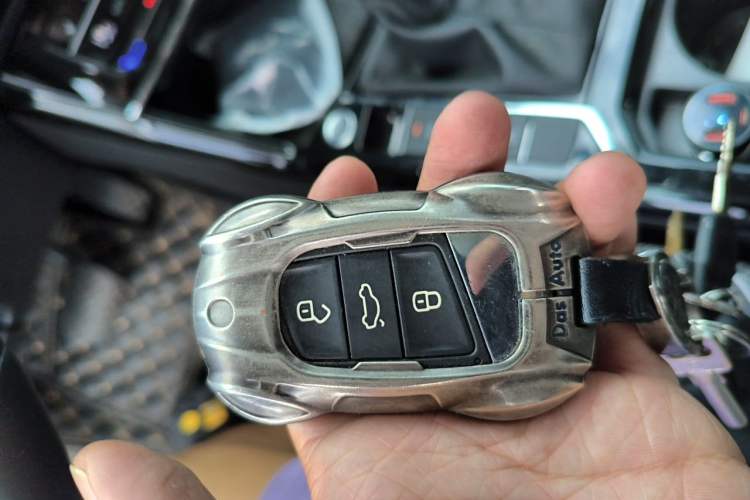 Used Volkswagen Passat 2023 330TSI Starry Elite Edition Vehicle Key