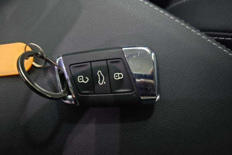 Used Volkswagen Passat 2023 330TSI Starry Elite Edition Vehicle Key