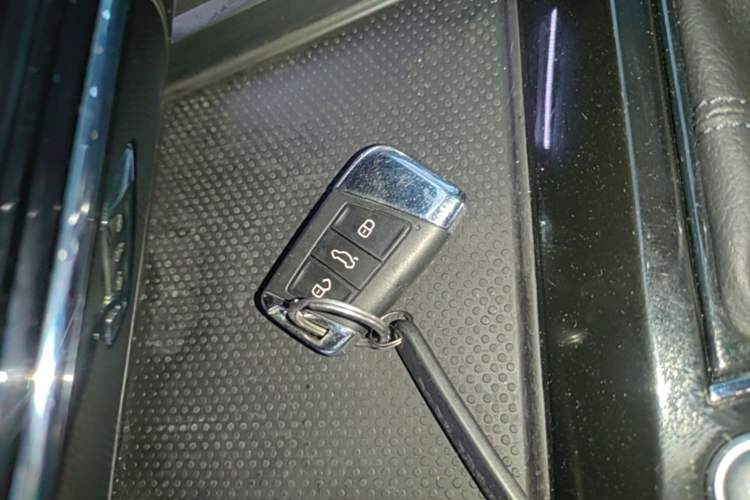 Used Volkswagen Passat 2023 Revised 330TSI Starry Elite Edition Vehicle Key
