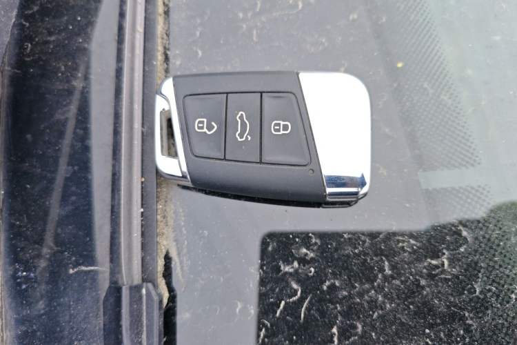 Used Volkswagen Passat 2023 330TSI Starry Luxury Edition Vehicle Key