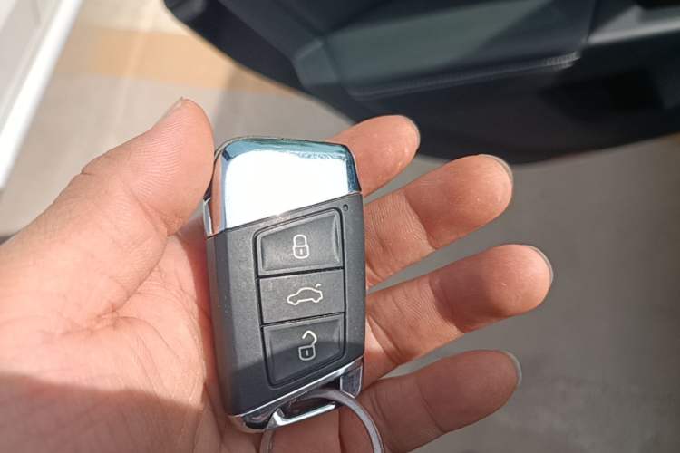 Used Volkswagen Passat 2023 Revised 330TSI Starry Elite Edition Vehicle Key