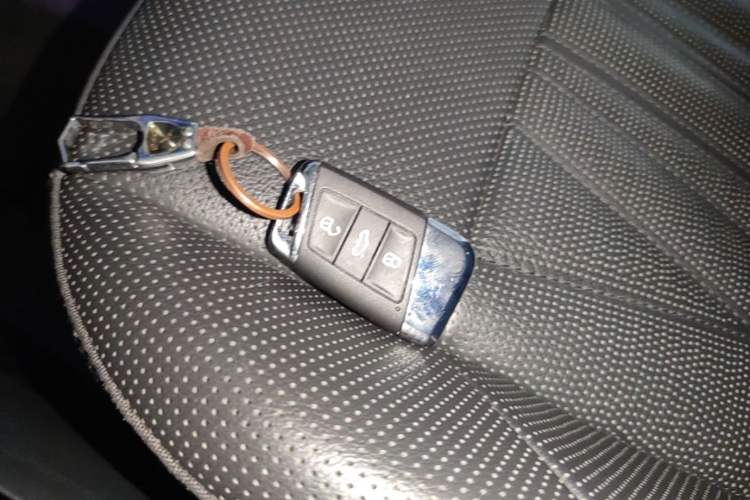 Used Volkswagen Passat 2023 330TSI Luxury Edition Vehicle Key