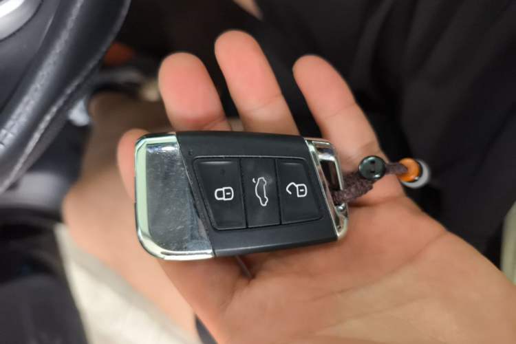 Used Volkswagen Passat 2023 330TSI Elite Edition Vehicle Key