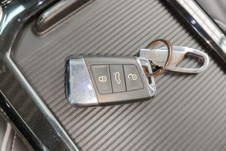 Used Volkswagen Passat 2023 330TSI Starry Elite Edition Vehicle Key